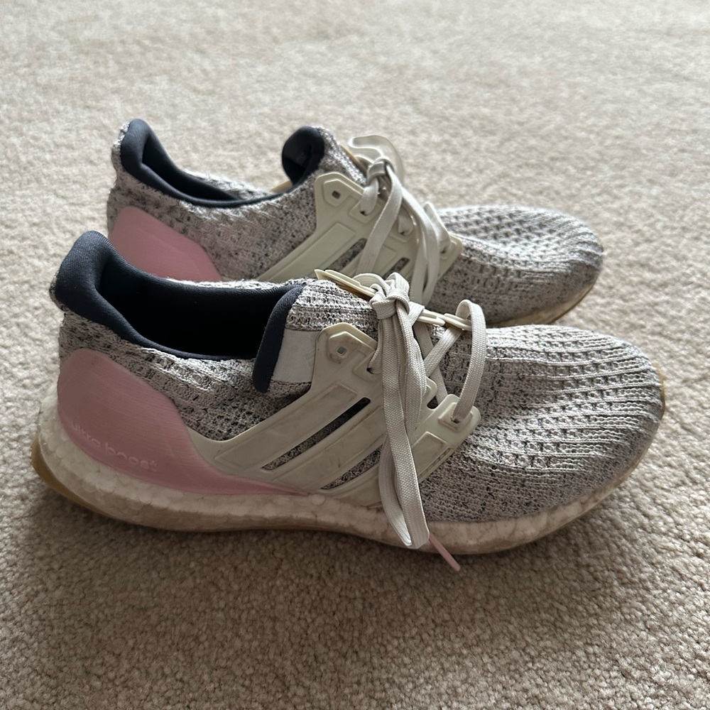 Adidas Ultra-boost Youth Girl shoes, pink/cream speckled, Size Youth 3.5